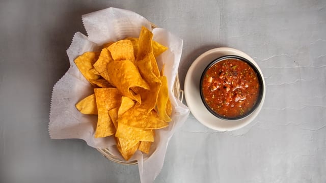 Chips & Salsa.